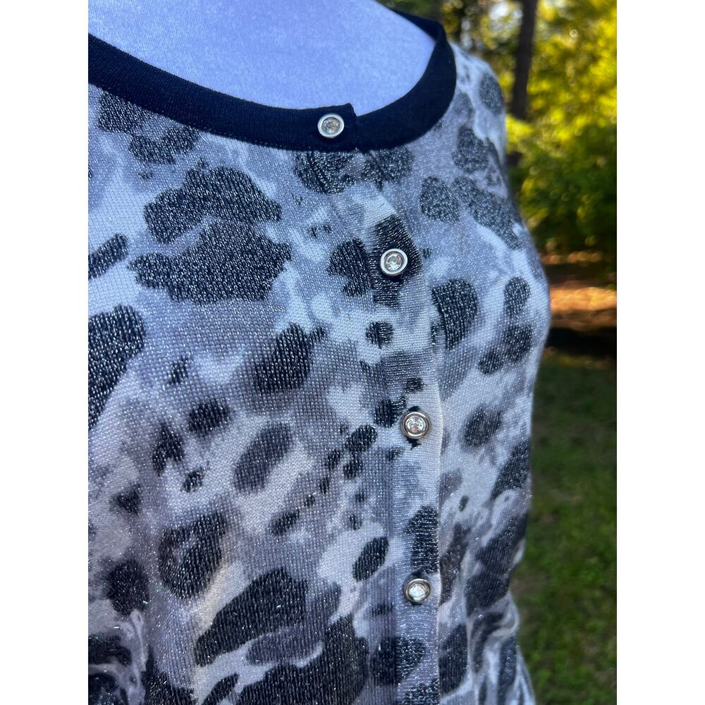 Joseph A. XL Gray Black Animal Print Shimmer Cardigan Jeweled Button - Picture 3 of 10
